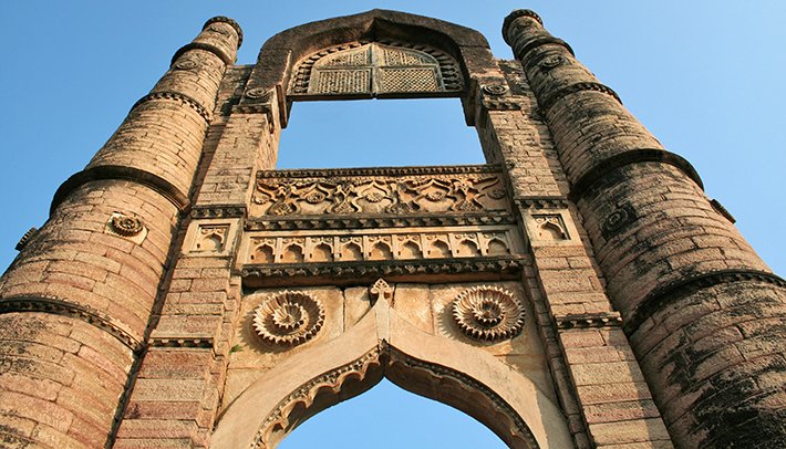 Chanderi Fort - A Historic Marvel in Madhya Pradesh