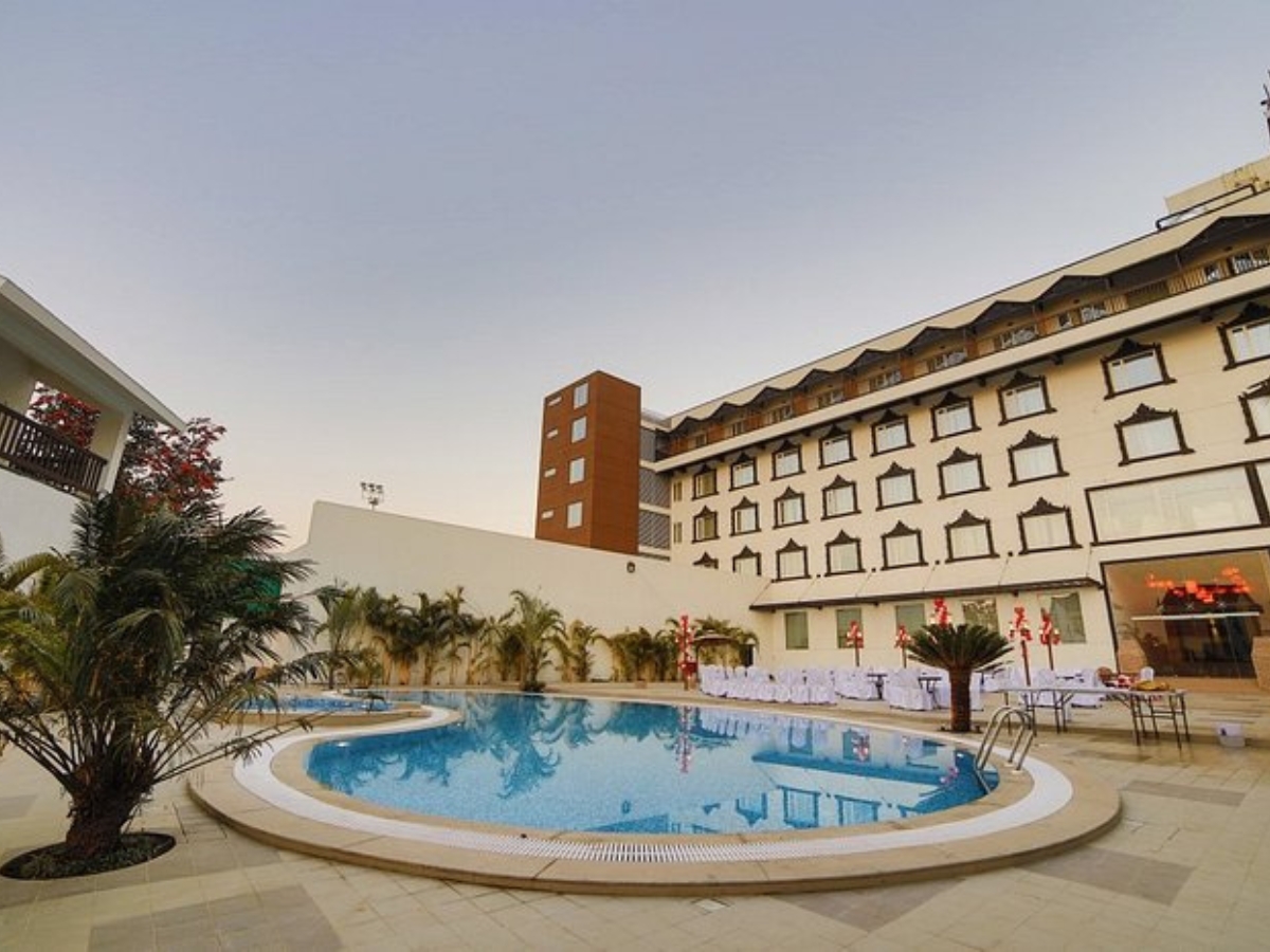 hotel-img