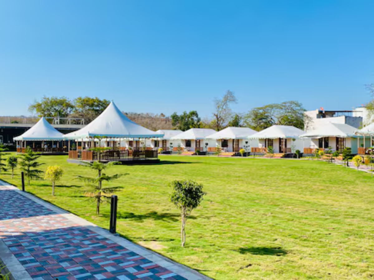 hotel-img